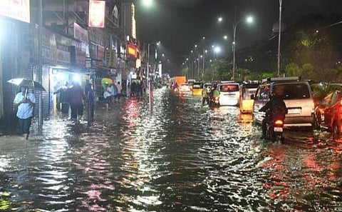 அதிகனமழைக்கு மேக வெடிப்பு காரணம் இல்லை: வானிலை ஆய்வு மைய இயக்குநர் விளக்கம்