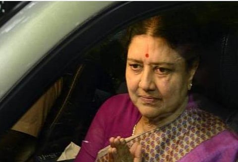 பொங்கல் சிறப்பு தொகுப்புக்கு வழங்கப்படும் செங்கரும்பை அரசே நேரடியாக கொள்முதல் செய்ய வேண்டும்: வி.கே.சசிகலா வலியுறுத்தல்