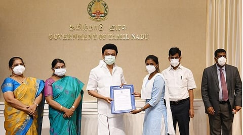 அரசுத் துறையில் பணியாற்றத் தேர்வான 99 பேருக்குப் பணி ஆணை: முதல்வர் ஸ்டாலின் தொடங்கி வைத்தார்