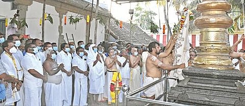 நாகர்கோவில் நாகராஜா கோயிலில் தைத்திருவிழா  கொடியேற்றம் நடைபெற்றது.  நிகழ்ச்சியில் அமைச்சர் மனோதங்கராஜ், எம்.ஆர்.காந்தி எம்.எல்.ஏ., முன்னாள் அமைச்சர் சுரேஷ்ராஜன் மற்றும் பக்தர்கள் பங்கேற்றனர்.