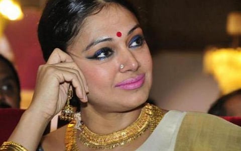 எல்லோரும் தடுப்பூசி செலுத்திக்கொள்ளுங்கள்: ஒமைக்ரான் தொற்றுக்குள்ளான நடிகை ஷோபனா வேண்டுகோள்
