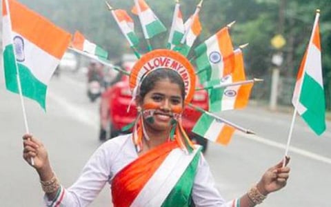 குடியரசு தின விழாவை முன்னிட்டு நாட்டு மக்களுக்கு தலைவர்கள் வாழ்த்து