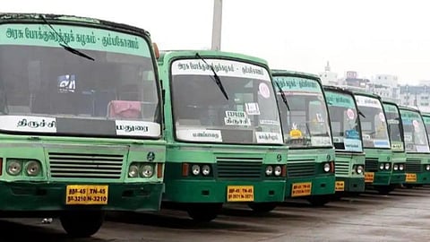 தரமற்ற உணவு விற்பனை புகார்; 5 பயணவழி உணவகங்களில் அரசு பேருந்துகள் நிற்க தடை: போக்குவரத்து துறை நடவடிக்கை