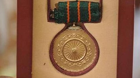 உயிர் தியாகம் செய்த 9 பேருக்கு உயரிய சவுரிய சக்ரா விருது