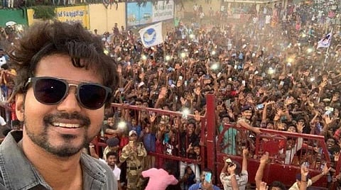'விஜய் புகைப்படங்களை பயன்படுத்த அனுமதி' - நகர்ப்புற உள்ளாட்சித் தேர்தலிலும் களமிறங்கும் விஜய் மக்கள் இயக்கம்