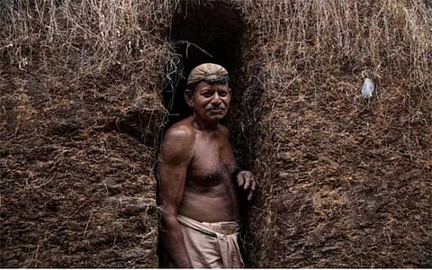 'தண்ணீருக்காக தன்னந்தனியாக வெட்டிய சுரங்கம்' - பத்மஸ்ரீ விருது பெறும் கர்நாடக விவசாயியின் உத்வேகக் கதை