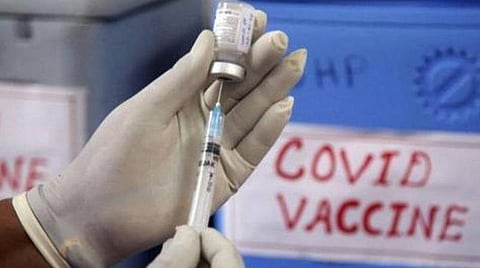 ஒரு கோடி பேருக்கு கரோனா பூஸ்டர் தடுப்பூசி: மத்திய சுகாதார துறை அமைச்சர் பெருமிதம்