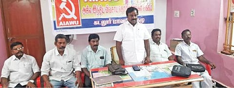 சிதம்பரத்தில் விவசாய தொழிலாளர் சங்கத்தின் கடலூர் மாவட்ட சிறப்பு பேரவை கூட்டத்தில் மாநில செயலாளர் சின்னதுரை எம்எல்ஏ பேசினார்.