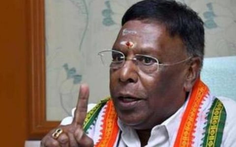 7 ஆண்டுகளாக வருமான வரி விலக்கு உச்சவரம்பை உயர்த்தாததால் மக்கள் பாதிப்பு: நாராயணசாமி