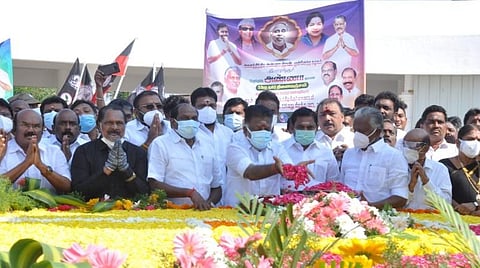 மக்களை திசை திருப்பும் திமுகவின் உத்திதான் 'சமூக நீதி' - ஜெயக்குமார் விமர்சனம்