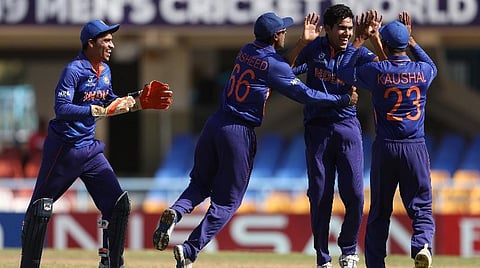 U-19 உலகக் கோப்பை: 5வது முறை கோப்பையை வெல்லுமா இந்திய இளம்படை - 190 ரன்கள் இலக்கு