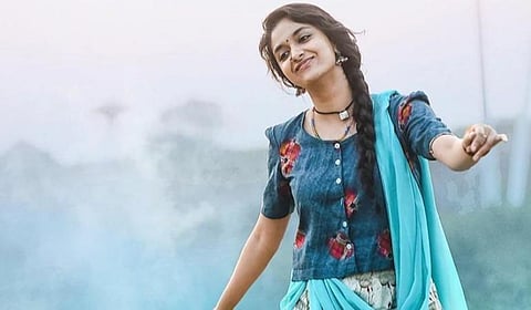 தியேட்டர்களில் வரவேற்பில்லை: இரண்டே வாரங்களில் ஓடிடிக்கு செல்லும் ’குட்லக் சகி’