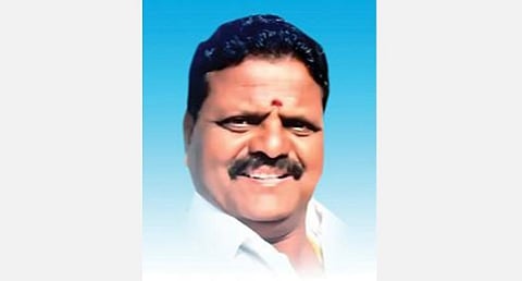 கே.அன்பு.