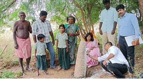 தென்காசி அருகே 800 ஆண்டுகள் பழமையான பிற்கால பாண்டியர்கால கல்வெட்டு கண்டுபிடிப்பு