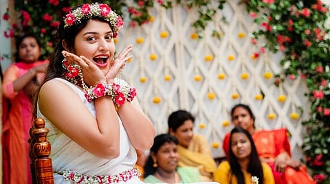 "இருவரும் இயல்பு மாறாமல் அவரவராகவே வாழ்கிறோம்!" - 'ரஜினி' தொடரின் நாயகி ஸ்ரேயா 'காதலர் தின' பேட்டி