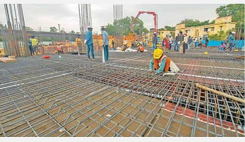 7 மாடிகளுடன் வைஃபை வசதி, நகரும் படிக்கட்டு, சிற்றுண்டியகம்- மதுரை கலைஞர் நூலக கட்டுமான பணி தீவிரம்