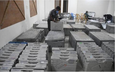 பிரச்சாரம் ஓய்ந்தது; நாளை காலை 7 மணிக்கு வாக்குப்பதிவு: பாதுகாப்புப் பணியில் 1.13 லட்சம் போலீஸார் ஈடுபடுகின்றனர்