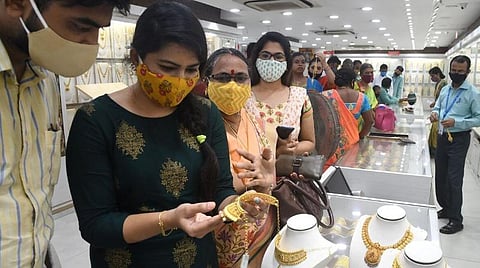 தங்கம் விலை இன்றும் உயர்வு: உக்ரைன் போர் பதற்றம் எதிரொலி