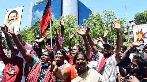 10 ஆண்டுகளுக்கு பிறகு சென்னை மாநகராட்சியை கைப்பற்றிய திமுக; கட்சித் தொண்டர்கள் உற்சாகம்: மார்ச் 2-ம் தேதி பதவியேற்பு விழா