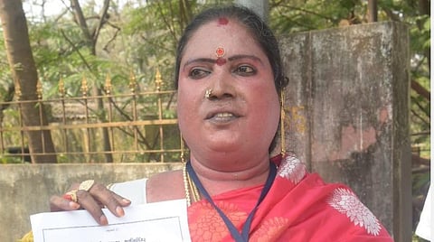 பொது சமூகத்தில் இணைந்து திருநங்கைகள் பணியாற்ற பாதையை உருவாக்குகிறோம் - கவுன்சிலர் கங்கா நாயக் சிறப்புப் பேட்டி