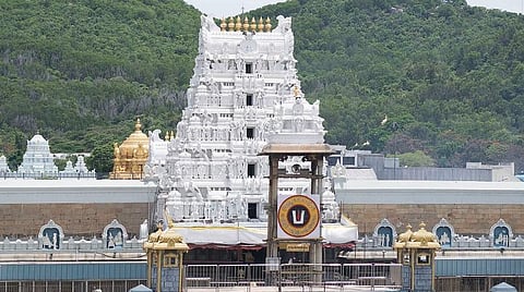 திருப்பதியில் இலவச டிக்கெட் கிடைத்தும் சுவாமியை தரிசிக்க முடியாமல் பக்தர்கள் தவிப்பு
