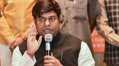 பிஹாரில் கூட்டணி, உ.பி-யில் பாஜக எதிர்ப்பு: முகேஷ் சஹானியின் இருவேறு அரசியல்