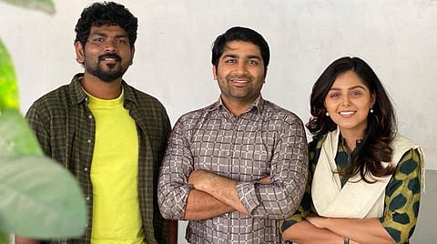 விக்னேஷ் சிவன் தயாரிப்பில் குஜராத்தியில் ரீமேக்காகும் ‘ஆண்டவன் கட்டளை’ 