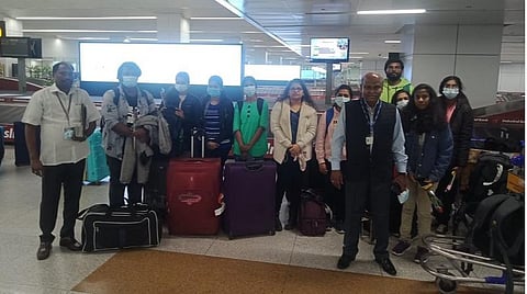 உக்ரைனிலிருந்து இன்று காலை டெல்லி வந்திறங்கிய தமிழக மாணவர்கள்.