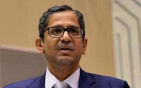 ’போரை நிறுத்த புதினுக்கு நான் உத்தரவிட முடியுமா?’- நெட்டிசன்களுக்கு உச்ச நீதிமன்ற தலைமை நீதிபதி பதிலடி