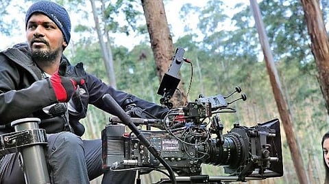 ‘விஜய் 66’ அப்டேட்: ஒளிப்பதிவாளராக கார்த்திக் பழனி ஒப்பந்தம்