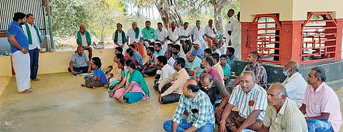 தொழிற்பூங்கா அமைக்கும் திட்டத்தை கைவிட வேண்டும்: தத்தனூர், புஞ்சை தாமரைக்குளம், புலிப்பார் கிராம மக்கள் வலியுறுத்தல்