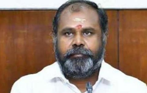 ”தலைமைக்கு அதிமுகவினர் அனைவரும் கட்டுப்பட வேண்டும்” - ஆர்.பி.உதயகுமார் வேண்டுகோள்