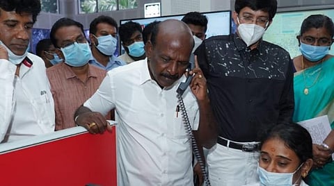 உக்ரைனில் இருந்து தமிழகம் திரும்பிய மாணவ-மாணவியருக்கு 104 மருத்துவ சேவை மையத்தின் மூலம் மனநல ஆலோசனை வழங்கும் திட்டம் தொடக்கம்