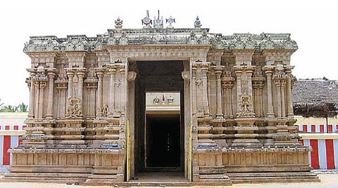 நவநிதிகள் அருளும் திருக்கோளூர் பிரான்