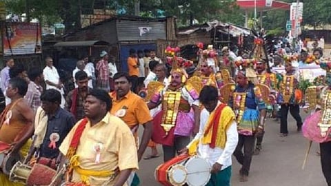 நாட்டுப்புறக் கலைஞர்கள் நிதியுதவி பெற விண்ணப்பிக்கலாம்