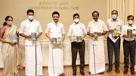 பள்ளிகளில் தொழில்நுட்ப தர மேம்பாட்டுக்காக காக்னிசன்ட் நிறுவனத்துடன் கல்வித் துறை ஒப்பந்தம்: வட்டாரக் கல்வி அலுவலர்களுக்கு நியமன ஆணையை ஸ்டாலின் வழங்கினார்