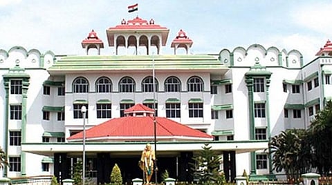 கல்லல் ஊராட்சி ஒன்றியம் 9-வது வார்டு தேர்தலில் பதிவான வாக்குகளை மீண்டும் எண்ண உயர் நீதிமன்றம் உத்தரவு