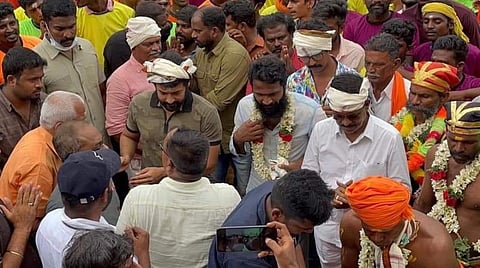 'வாடிவாசல்' டெஸ்ட் ஷூட்: சூர்யா,  வெற்றிமாறன், கலைப்புலி தாணு கலந்துகொண்ட வைரல் போட்டோஸ்
