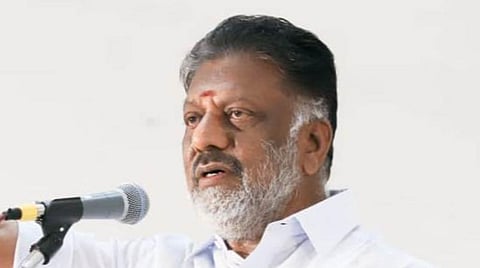 ஒபிஎஸ்-ஸிடம் 2 மணி நேரம் விசாரித்த ஆறுமுகசாமி ஆணையம்; பிற்பகலில் மீண்டும் விசாரணை