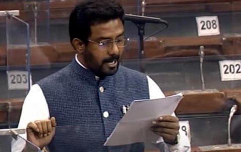 ”தேசத்தைக் கட்டி எழுப்புகிறார் நிதின் கட்கரி” - மக்களவையில் அதிமுக எம்.பி ரவீந்திரநாத் பாராட்டு