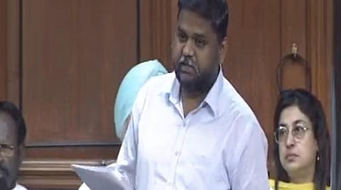 பெட்ரோல் விலை உயரவைத் தடுக்க ஆண்டு முழுவதும் தோ்தல் நடத்துக: மக்களவையில் திமுக எம்.பி கலாய்ப்பு வேண்டுகோள்