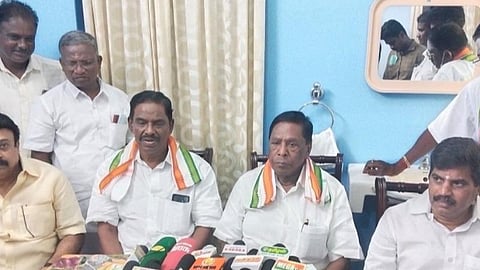 புதுச்சேரி முன்னாள் முதல்வர் நாராயணசாமி