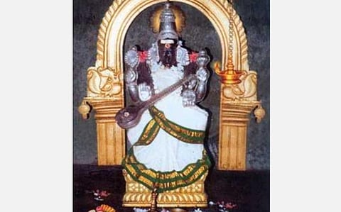 கடக ராசி அன்பர்களே! ஏப்ரல் மாத பலன்கள் - எதிலும் நன்மை; மனதில் சந்தோஷம்; கூடுதல் உழைப்பு! 