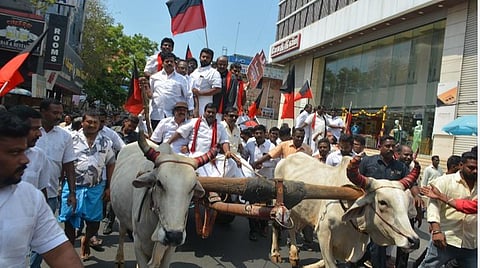 பெட்ரோல் விலை உயர்வு | மாட்டுவண்டியில் புதுவை பேரவையை முற்றுகையிட முயன்ற 4 திமுக எம்எல்ஏக்கள் கைது