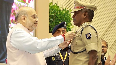 மீட்பு பணிகளில் இளைஞர்கள் ஈடுபடும் வகையில் பேரிடர் மீட்பு குழு பயிற்சி அளிக்க வேண்டும் - மத்திய அமைச்சர் அமித் ஷா வலியுறுத்தல்