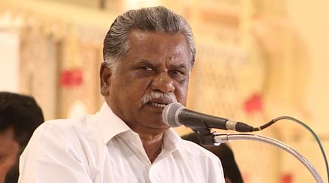 2011-க்கு முன்பு பணி நியமனம் பெற்ற ஆசிரியர்கள் பணியில் தொடர அரசாணை வெளியிடுக: முத்தரசன்