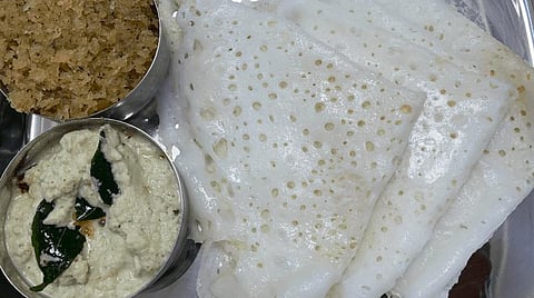 கர்நாடக சிறப்பு ‘நீர் தோசை’!
