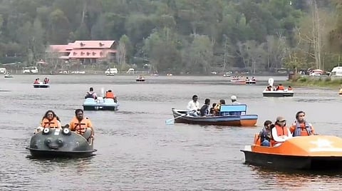 கொடைக்கானலில் குவிந்த சுற்றுலாபயணிகள்: கடந்த நான்கு நாட்களில் 2 லட்சம் பேர் வருகை 