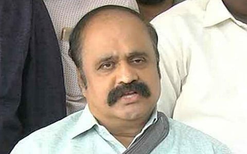 ஜெயலலிதா மரணம் தொடர்பாக பழனிசாமியிடம் விசாரணை நடத்த வா.புகழேந்தி கோரிக்கை: ஆணையத்தில் அப்போலோ மருத்துவர்கள் நேரில் ஆஜராகி வாக்குமூலம்