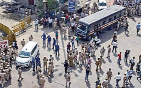 டெல்லி கலவரத்தில் ஈடுபட்டோர் மீது கடும் நடவடிக்கை - மத்திய அமைச்சர் அமித் ஷா உத்தரவு